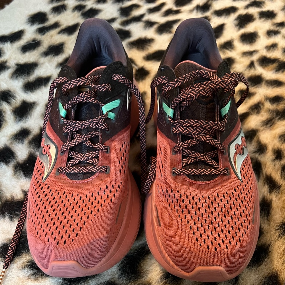 Saucony PWRRUN, Size 9